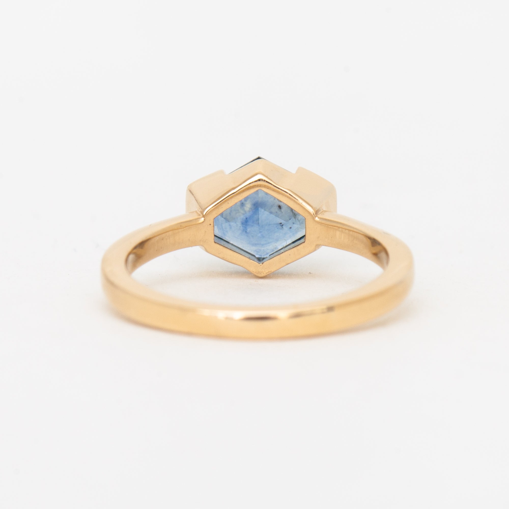 1.47 ct Hexagonal Montana Sapphire Solitaire