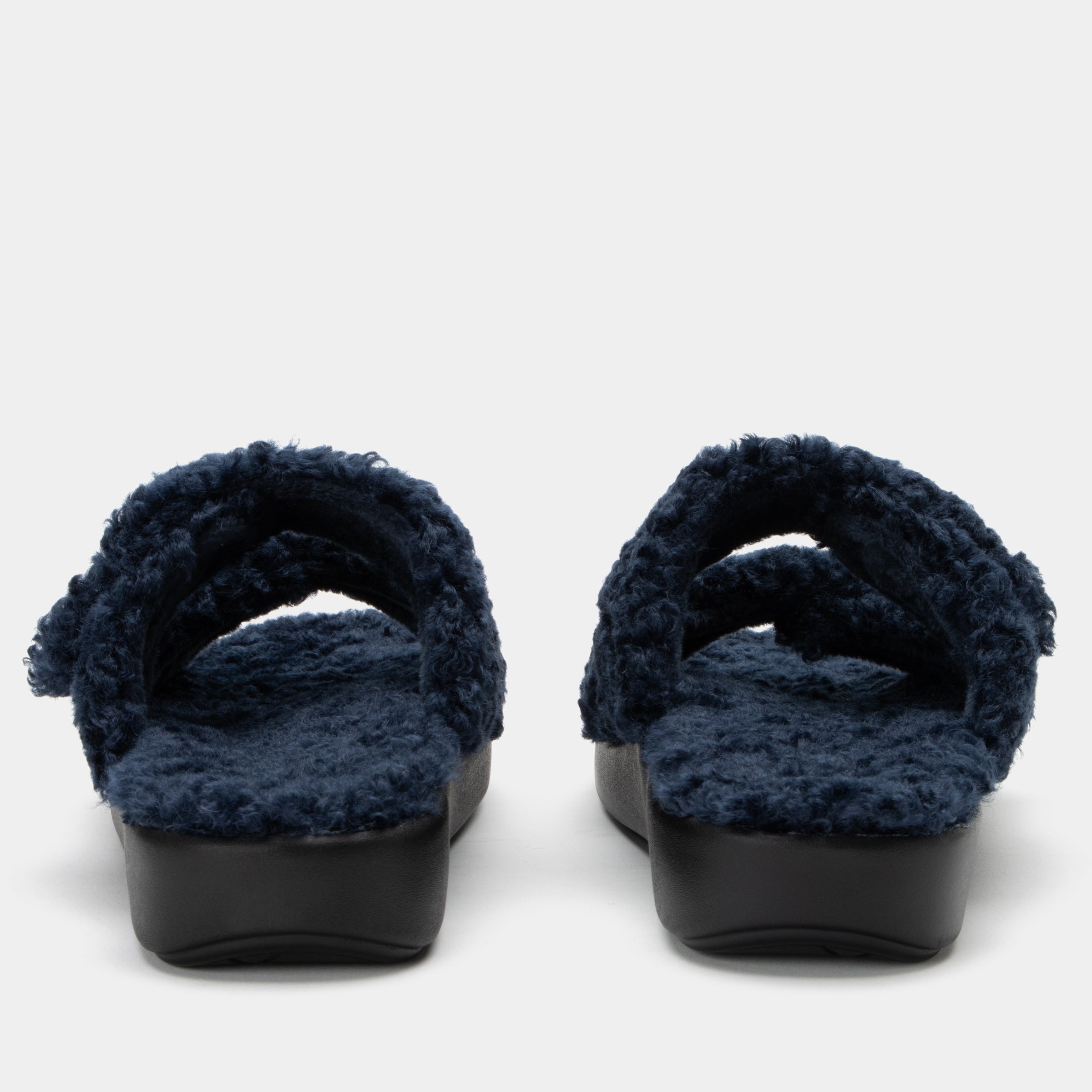 Chillery Sapphire Slipper