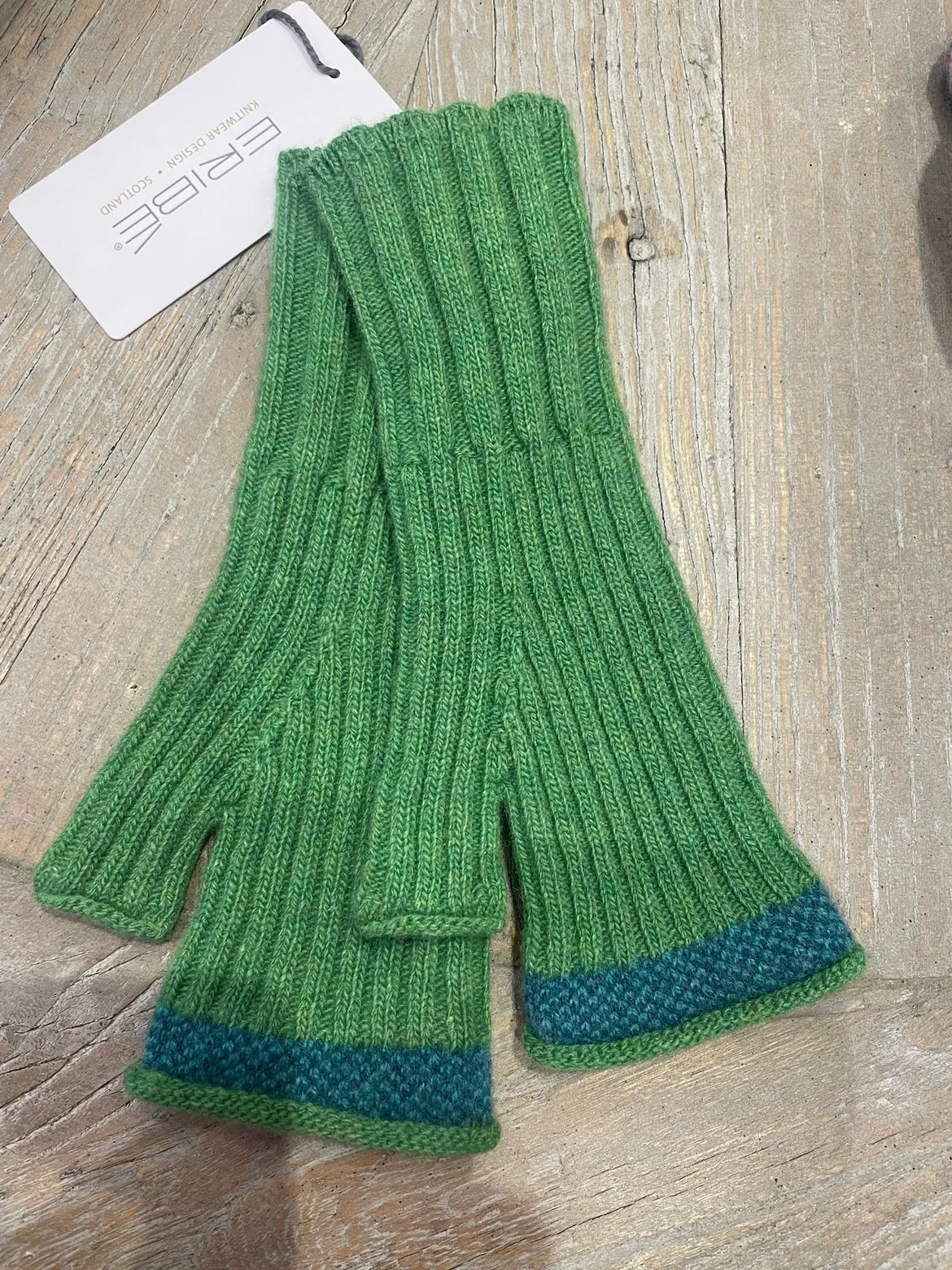 Sacs of Ashbourne   Eribe Bowden Rib Open Mittens-Watercress