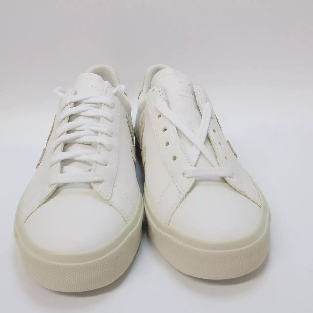 Veja Campo White Almond F Trainers