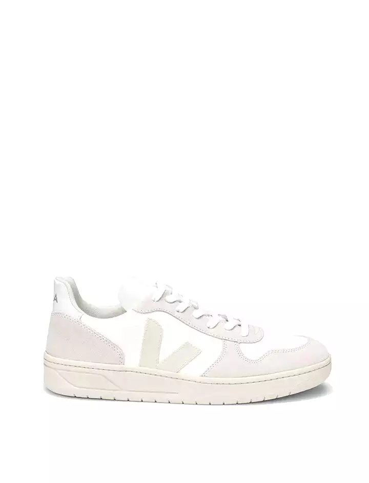 Veja V-10 Trainer White Natural Pierre