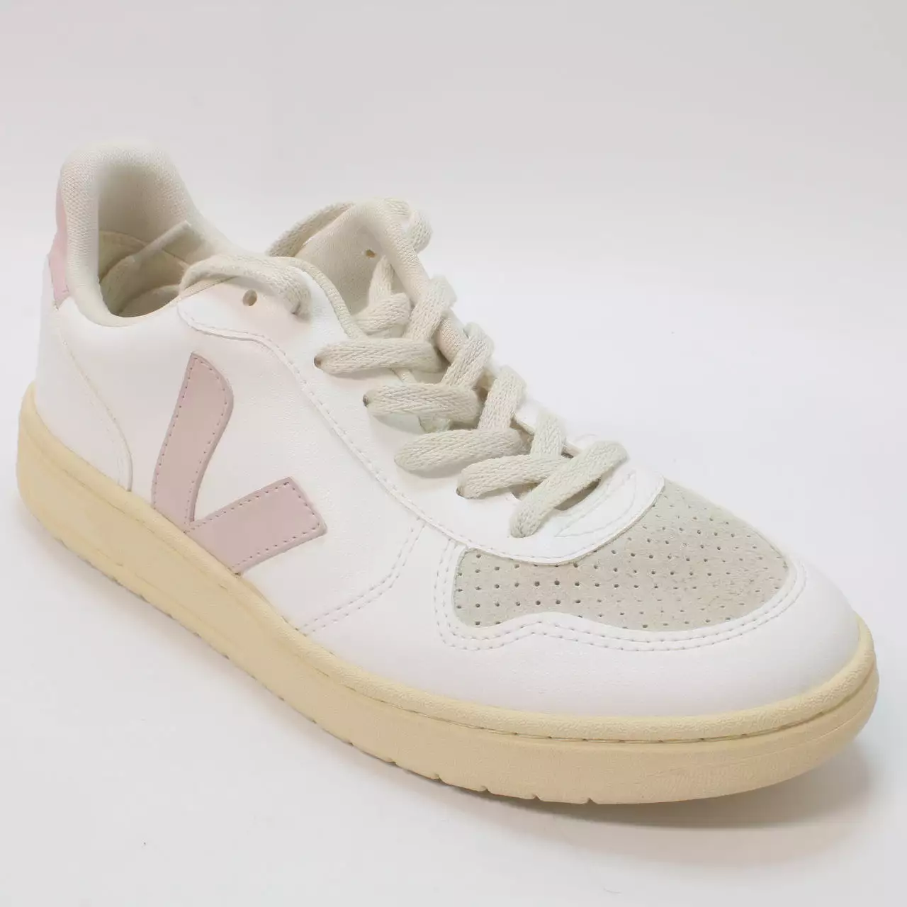 Veja V10 White White Petal F Trainers