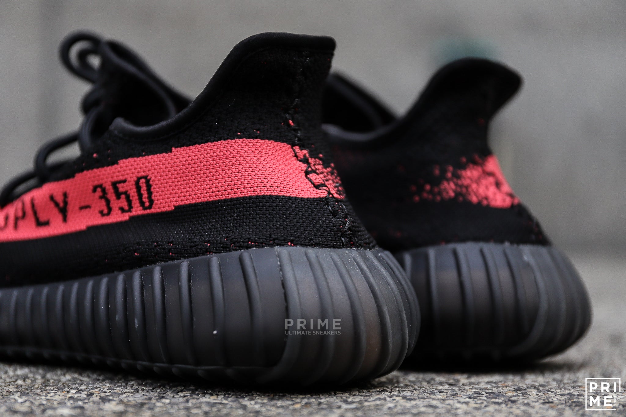 Yeezy 350 Core Black  Red (BY9612)