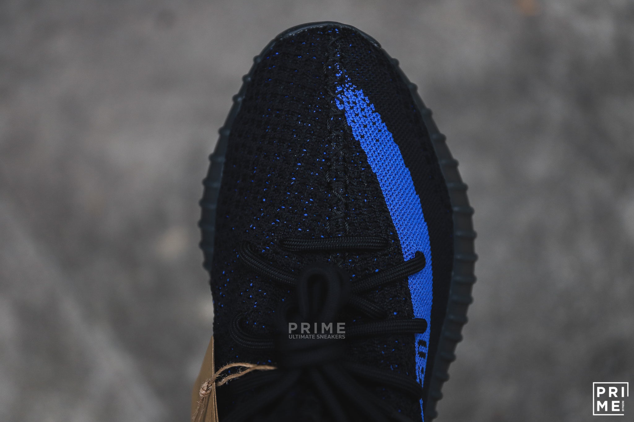 Yeezy 350 V2 Dazzling Blue (GY7164)