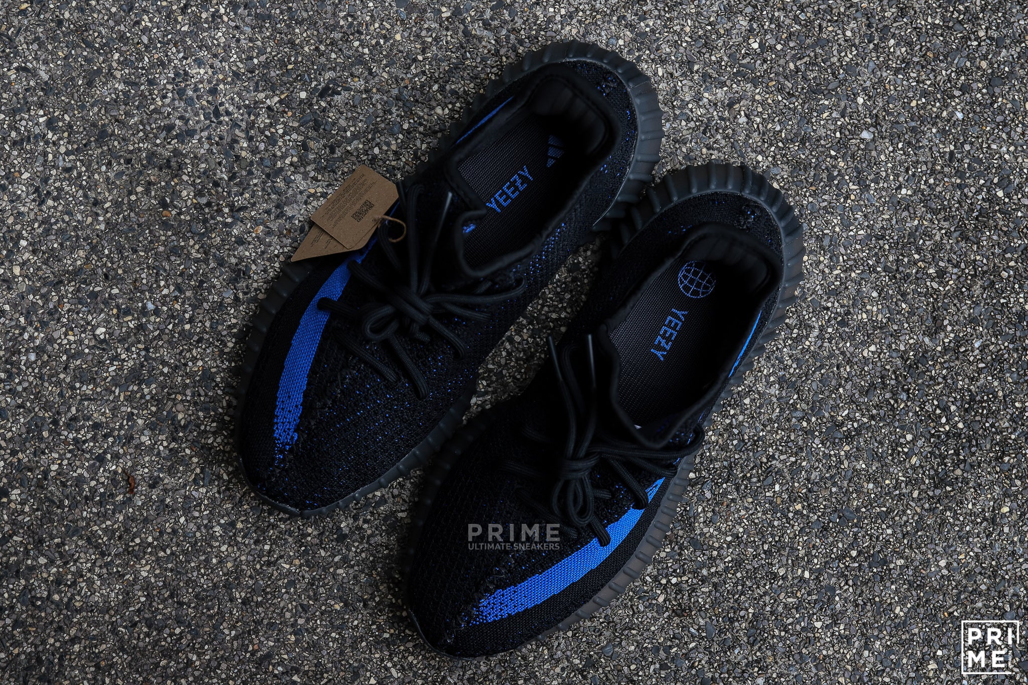 Yeezy 350 V2 Dazzling Blue (GY7164)