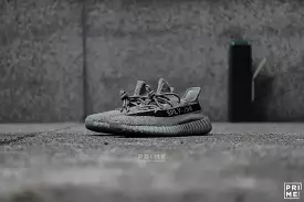 Yeezy 350 V2 Granite (HQ2059)