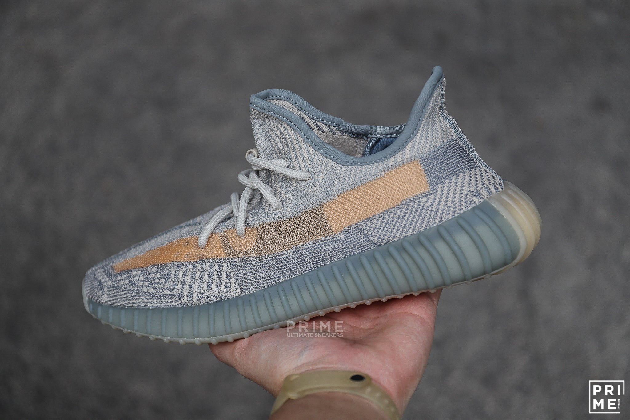 Yeezy 350 V2 Isafil (FZ5421)