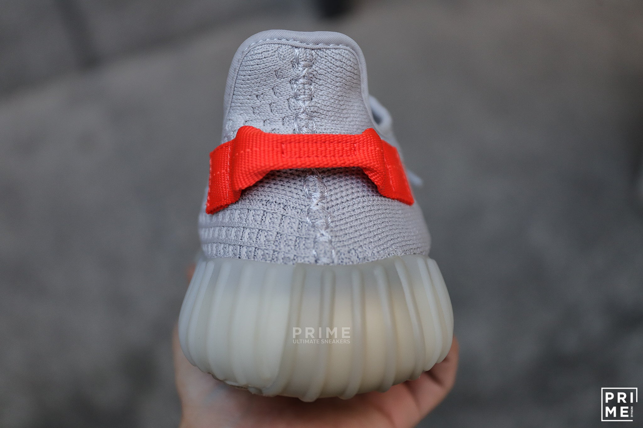 Yeezy 350 v.2 Tail Light  (FX9017)